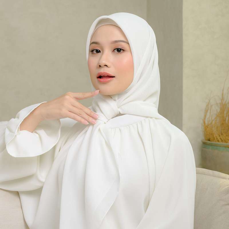 hijab broken white