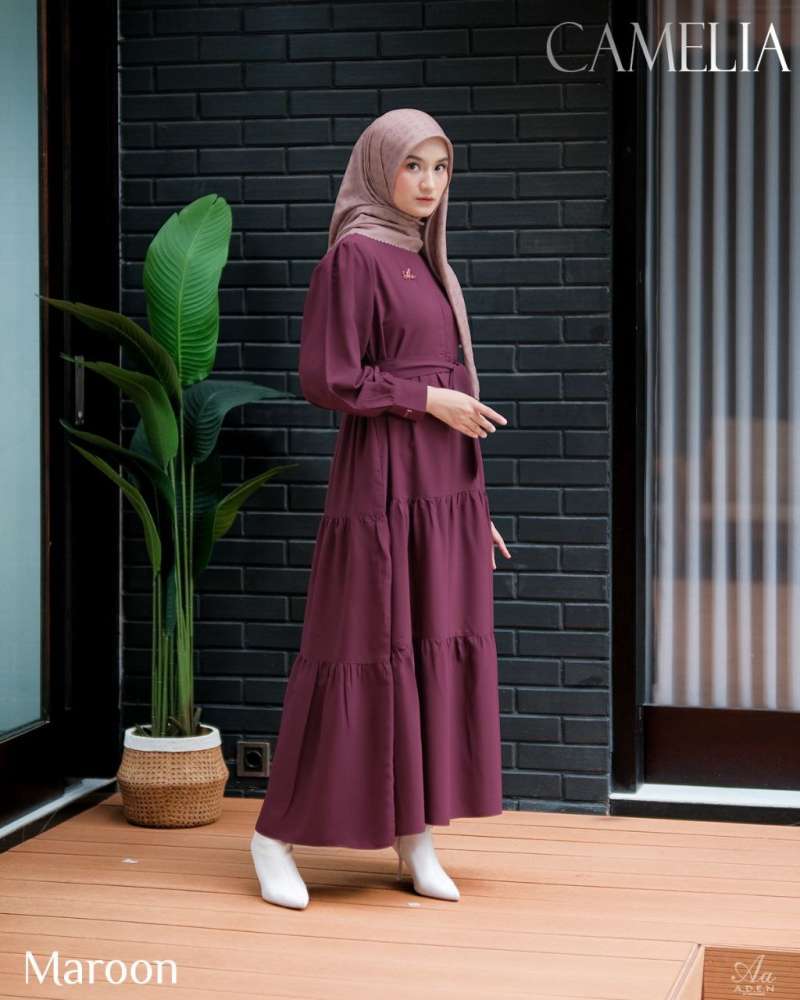 Maroon dress with hijab shop