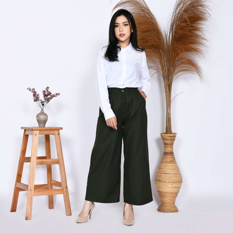 Porno video: Natasha Koroleva ichidagi kontur