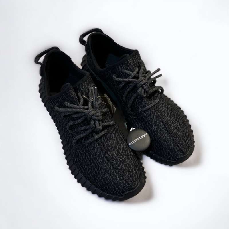 Sepatu nike yeezy best sale hitam