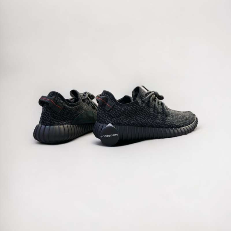 Yeezy pirate discount black harga