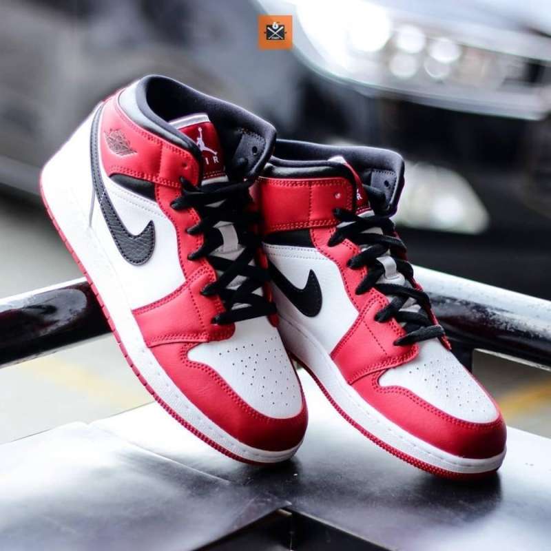 Harga air jordan 2025 1 chicago