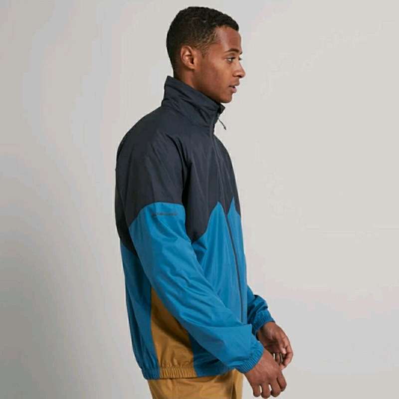 Kathmandu windstopper clearance jacket
