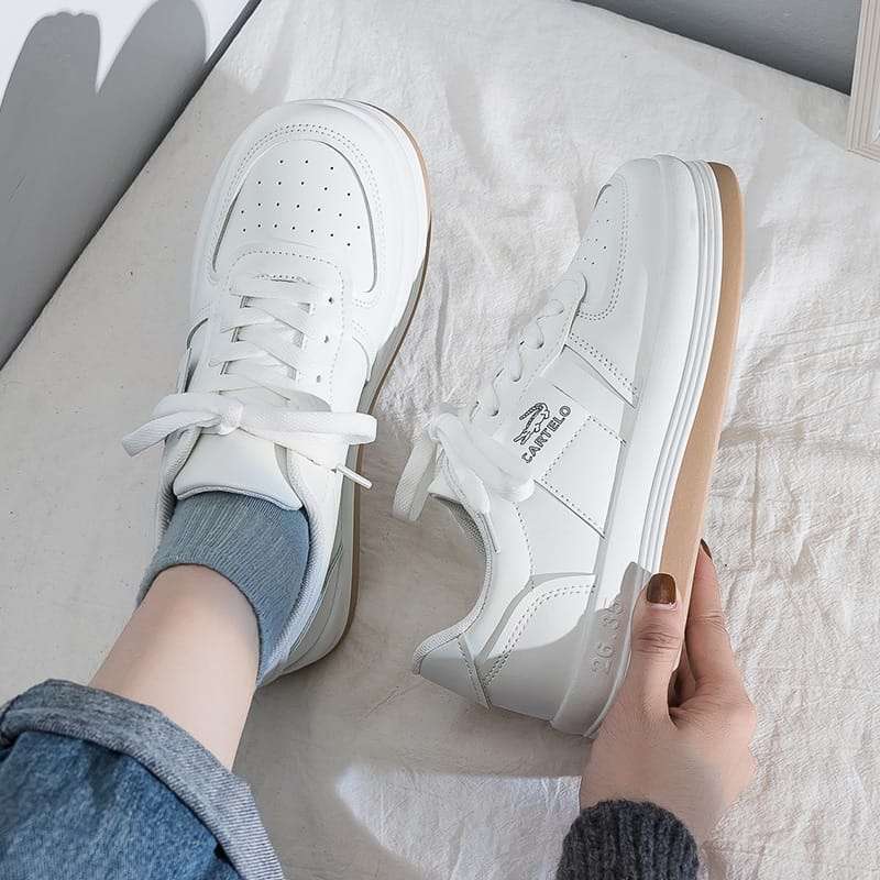 Jual sneakers online