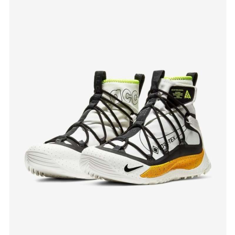 Sepatu hiking nike sale