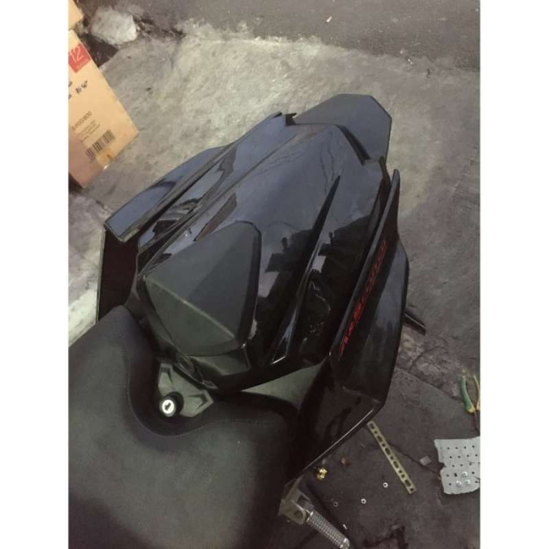 R15 v3 single seat on sale