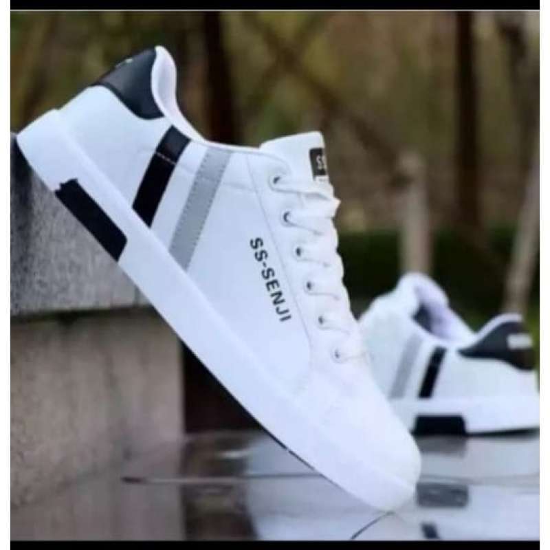 Adidas sneakers putih sale