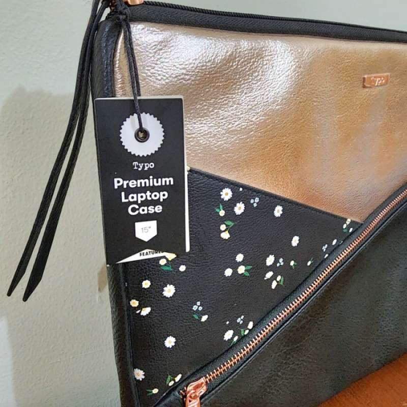 Typo premium discount laptop case