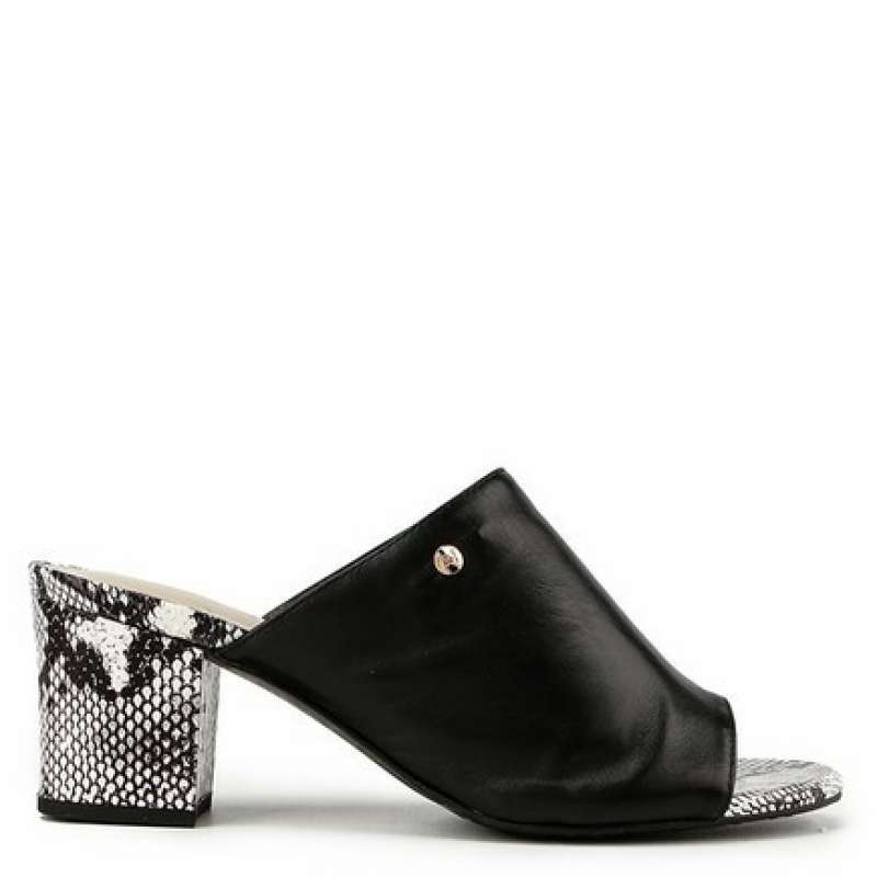 Andre valentino heels cheap