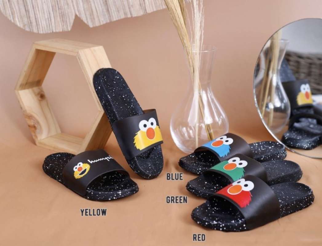Jual Sandal Jelly Motif Elmo di Seller Edumart Super Cengkareng