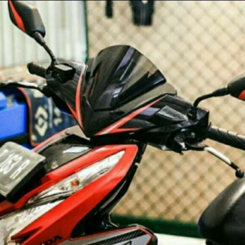 Windshield vario 125 old discount
