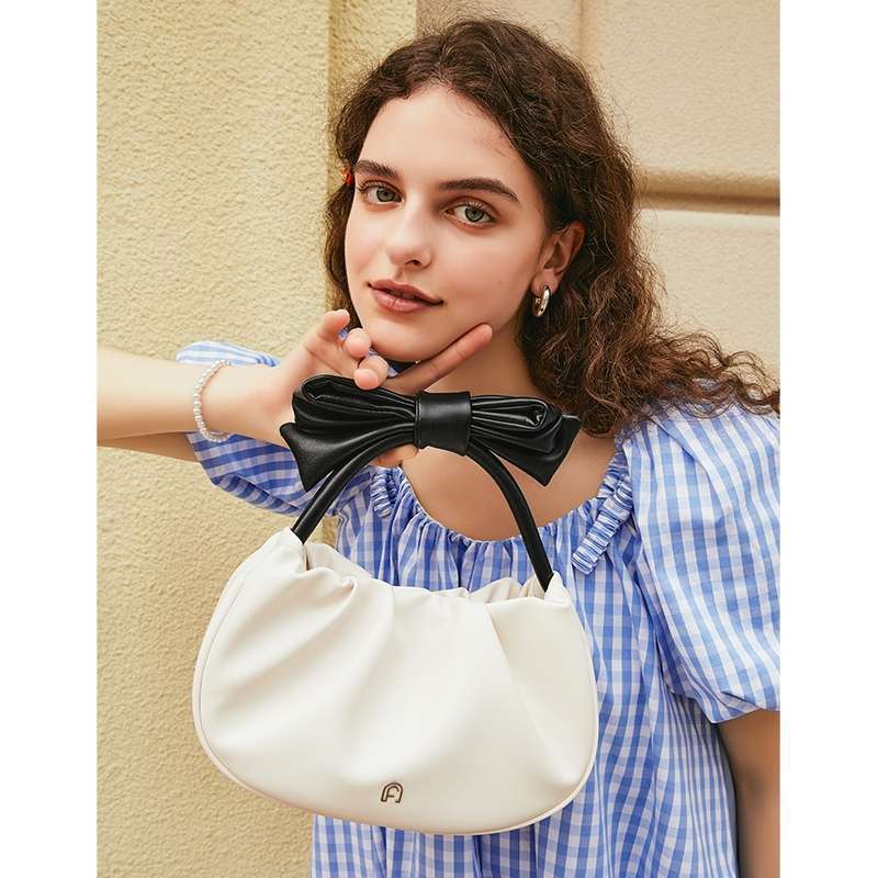Jasmine sling hotsell bag