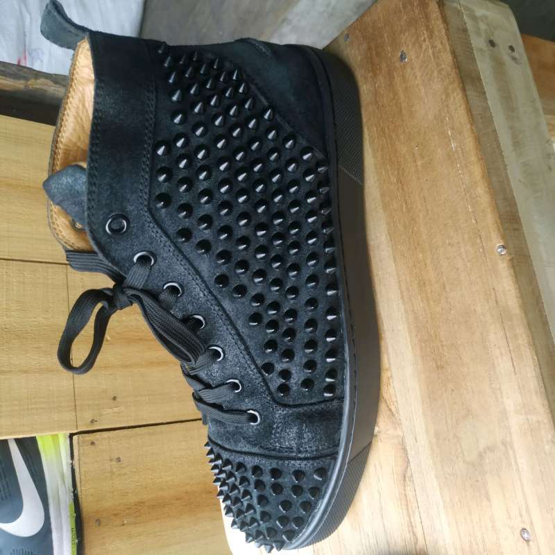 Jual sepatu christian louboutin original di Seller Bamboorattan