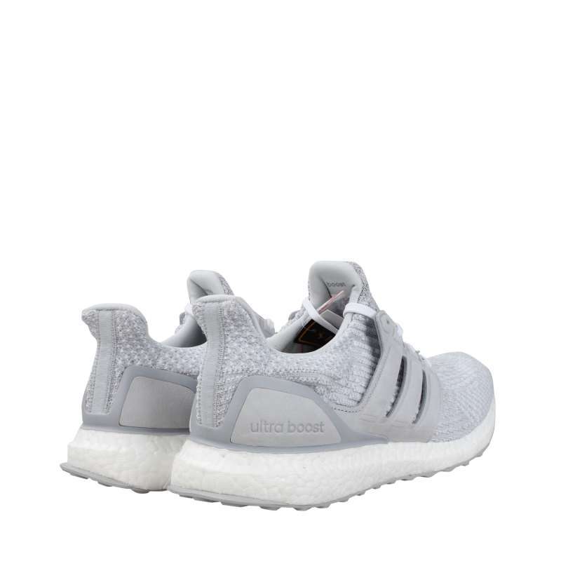 Promo Adidas Ultraboost Reigning Champ Sneakers Size 44 Diskon 48% di  Seller LEPORTIER Official Store - LEPORTIER | Blibli
