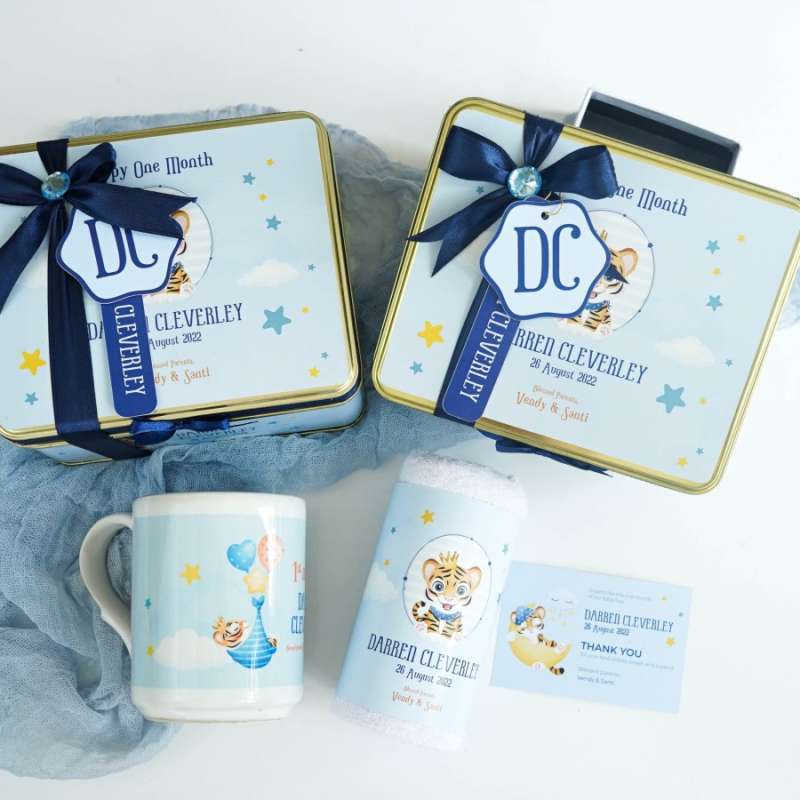 Baby one deals month hampers