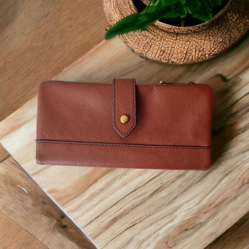 Fossil store lainie clutch