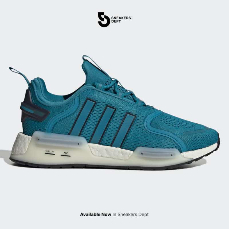 Foto sepatu adidas nmd top