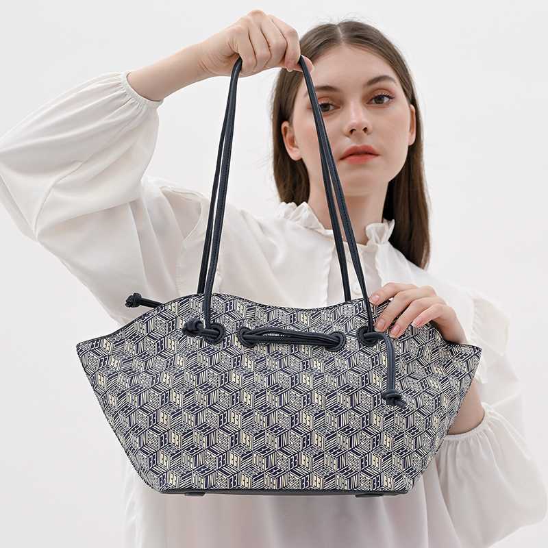Polar shoulder deals bag