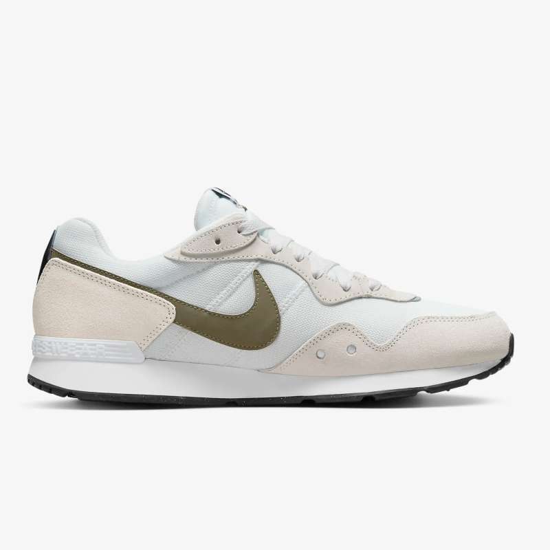 Sepatu nike sportswear shop