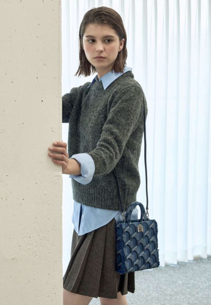 韓国大人気[rosa.K] JEANS MONOGRAM TOTE DENIM BLUE_XS Promo Rosa.k Jeans Monogram Tote Denim Blue Xs Diskon 25% Di