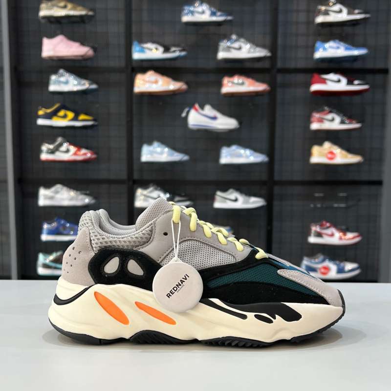 Adidas yeezy sales 700 harga