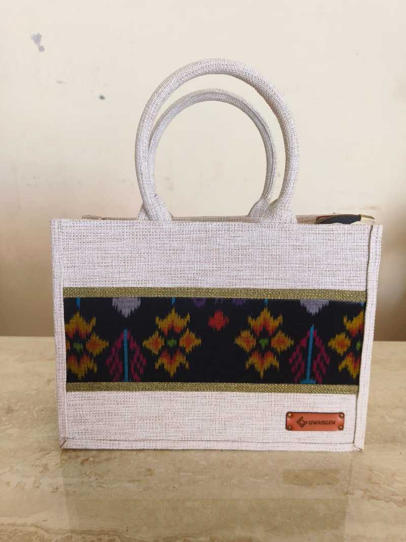Jute Bags,Pouches And Potlis at Rs 15 | Delhi | ID: 20209331162