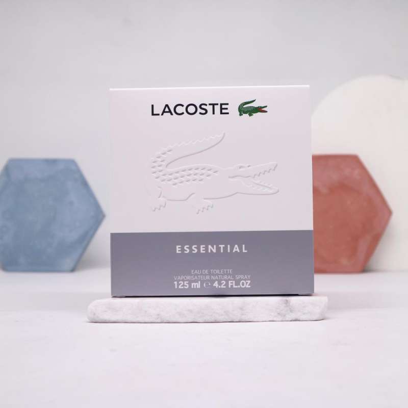 Lacoste essential man store