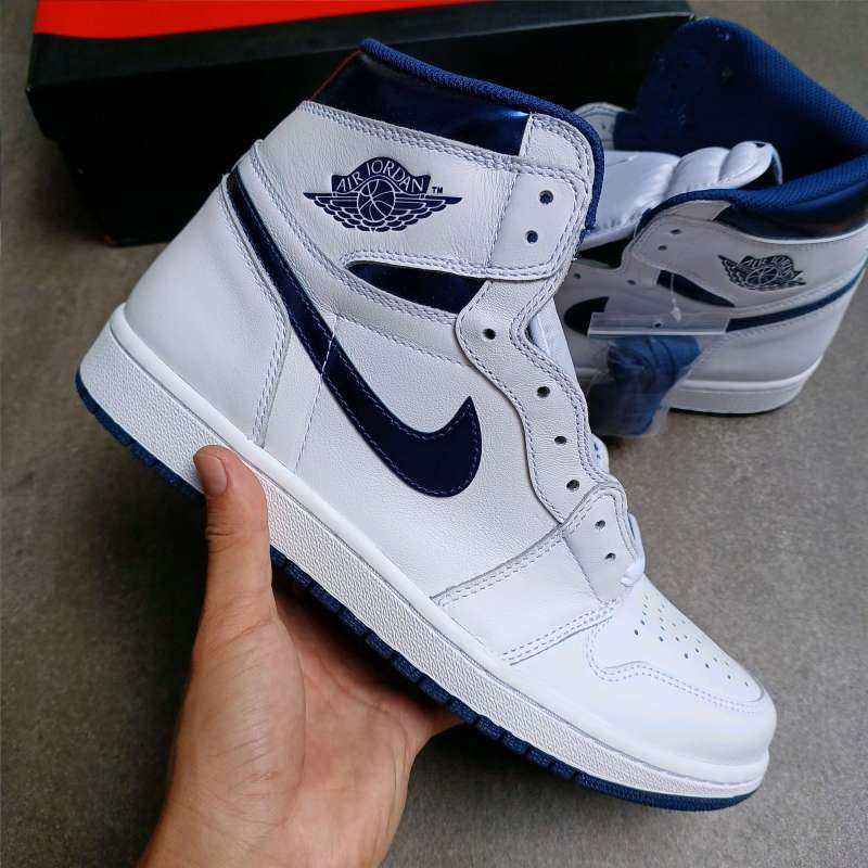 Air Jordan Retro High OG Metallic Navy (2016) || white royal toe