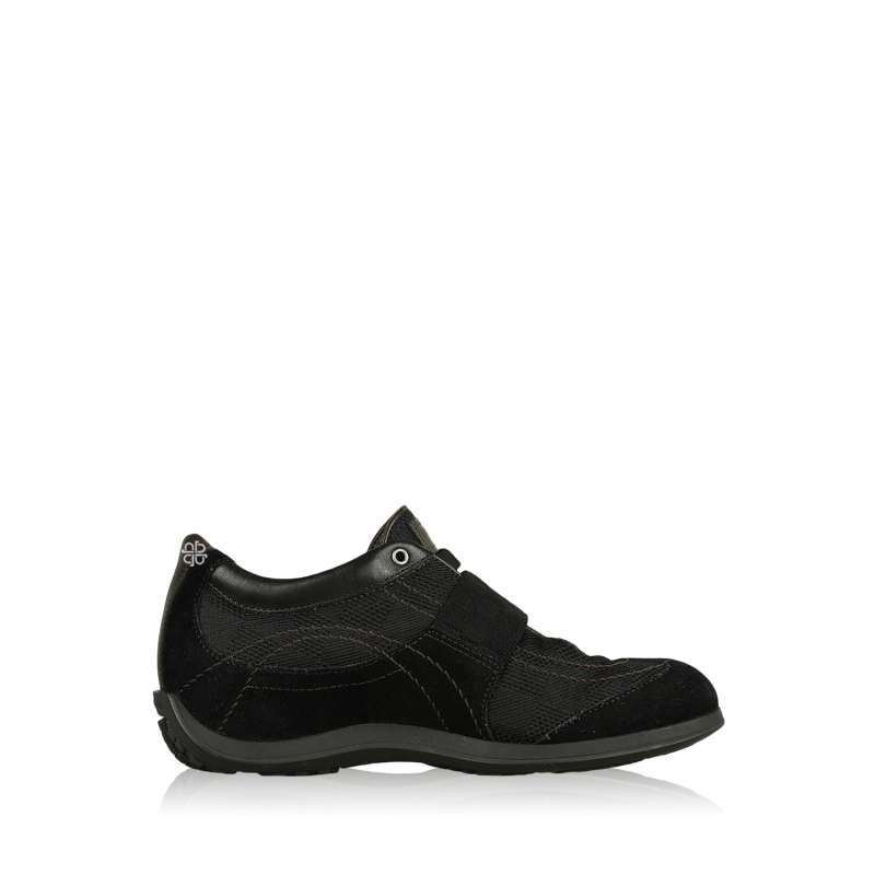 Jual Louis Vuitton Sneaker Model Premium Original Terbaru Harga Murah Desember 2024