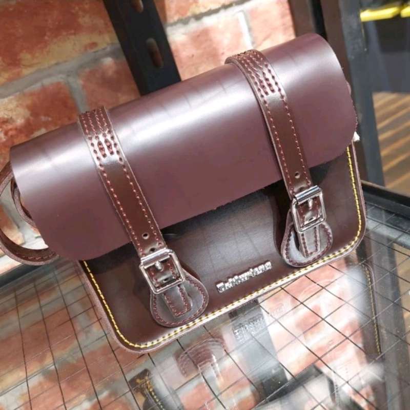 Dr martens tas best sale sale