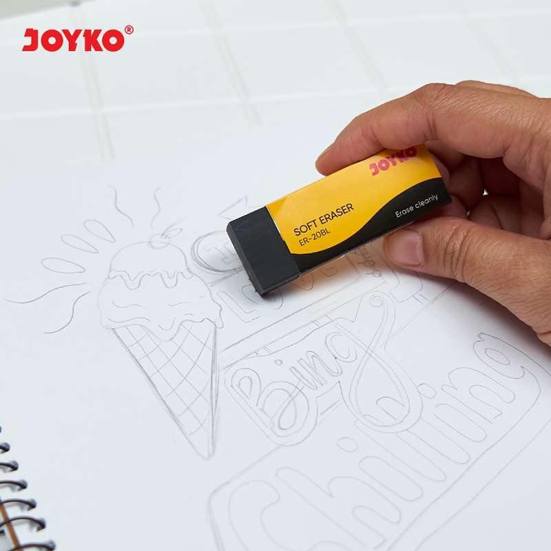 Mitti latina ayolni sikmoqda