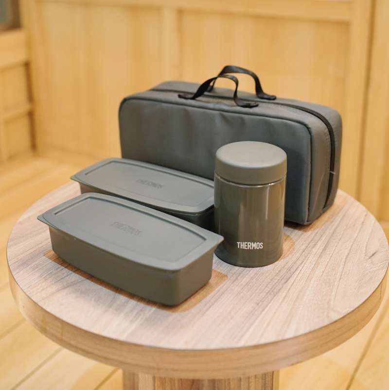 https://www.static-src.com/wcsstore/Indraprastha/images/catalog/full//catalog-image/MTA-81033630/thermos_thermos_vacuum_insulated_soup_lunch_set_dark_gray_1000ml_-jea-1000_dgy-_full03_n6rwjzpx.jpg