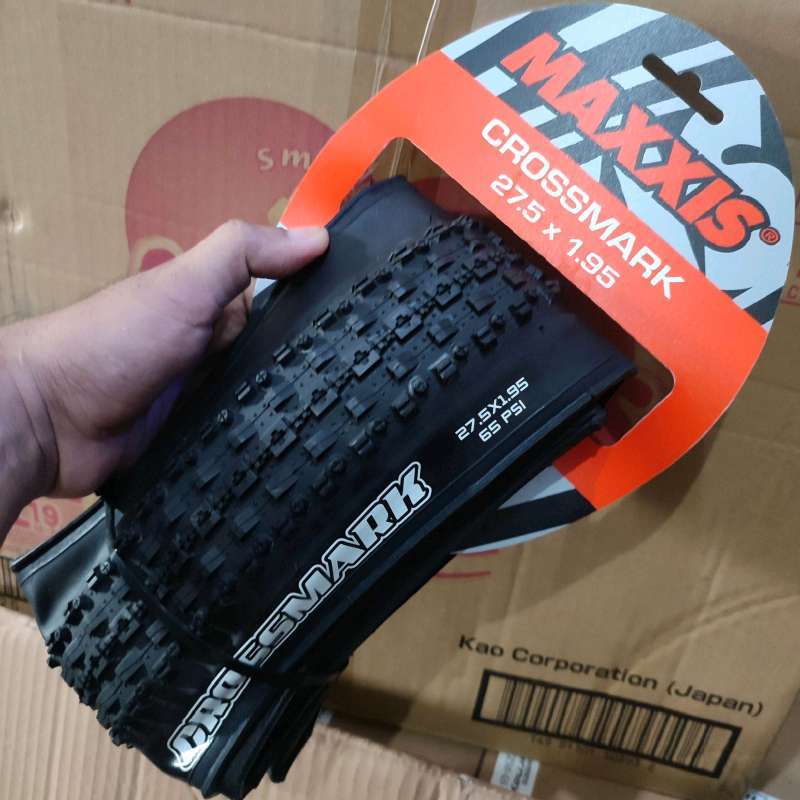 Maxxis crossmark 27.5 x 1.95 deals