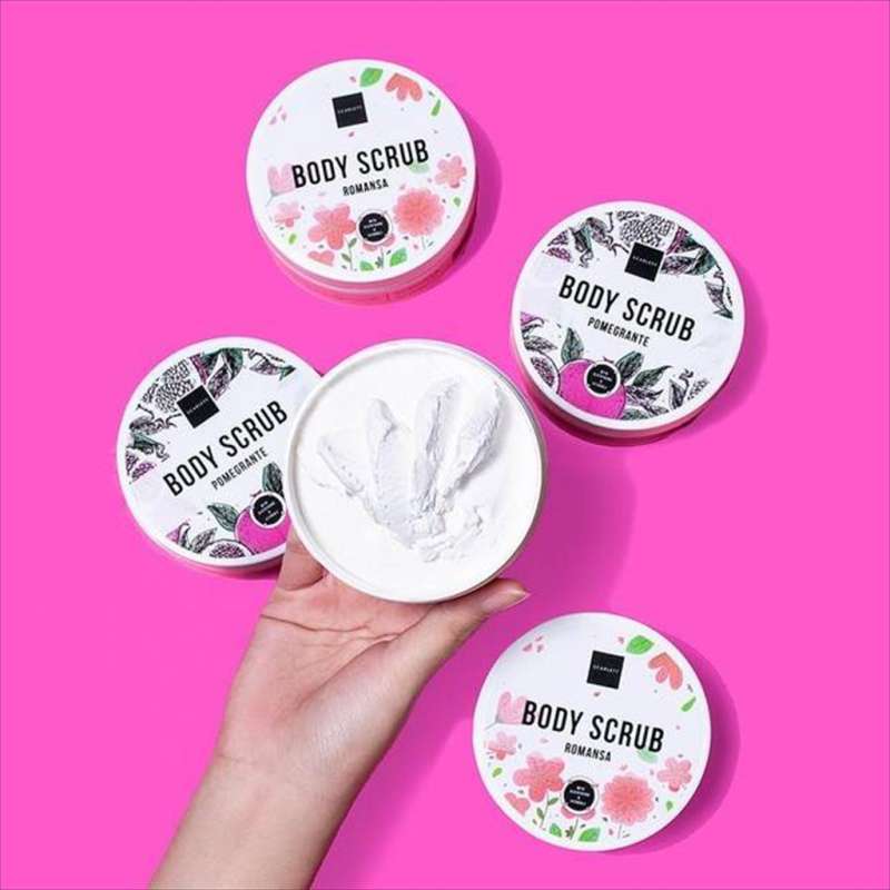 Body scrub hot sale scarlett