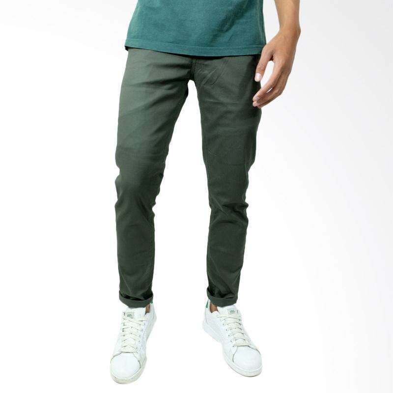 Celana Hijau Army Cocok dengan Baju Warna Apa? - Blibli Friends