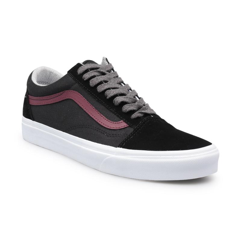 Jual Vans UA Old Skool Jersey Lace Sepatu Pria - Black