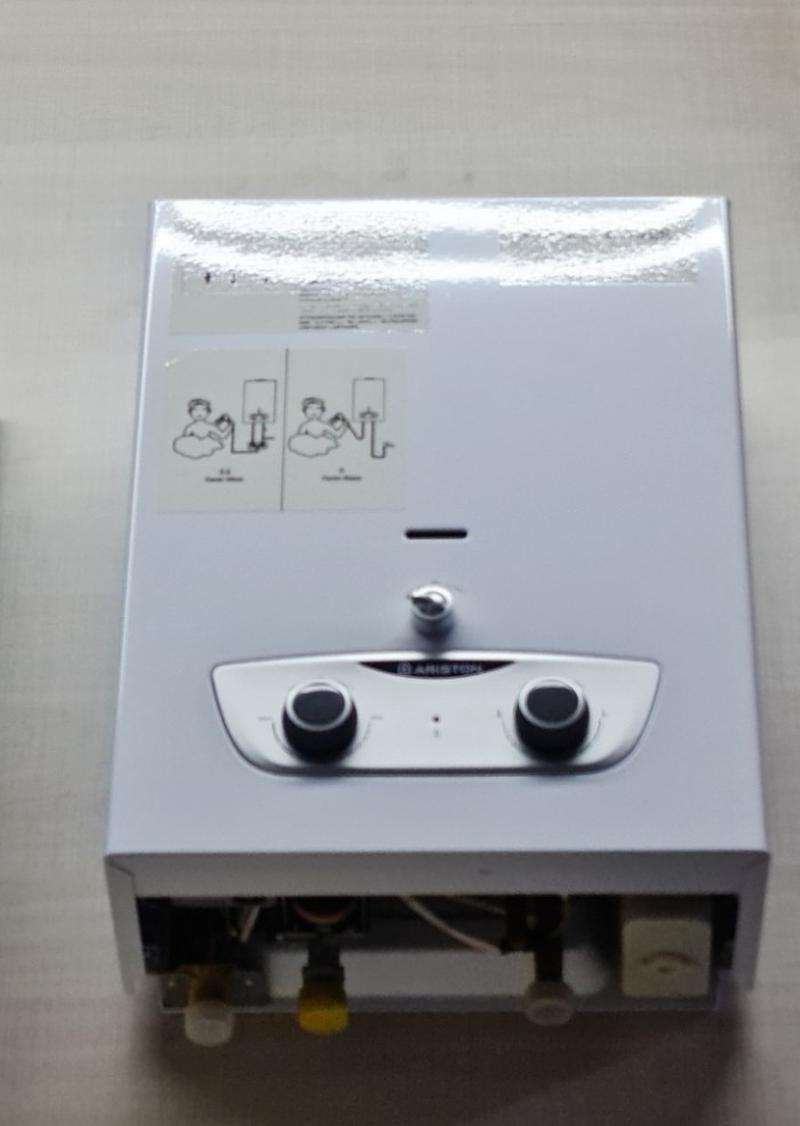 Jual Water Heater/Pemanas Air/Water Heater Ariston Gas/FastR di Seller