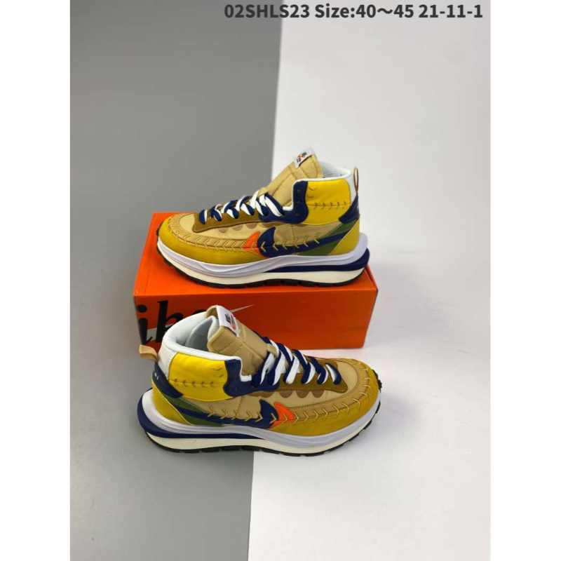 high top sacai
