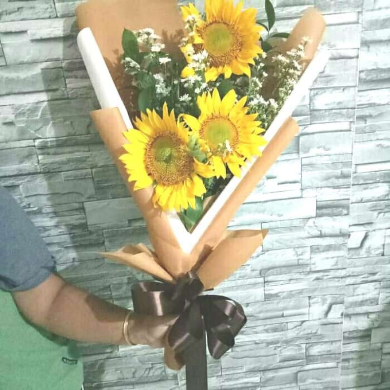 Jual Buket bunga matahari asli | bucket wisuda | hand bouquet - Variasi ...
