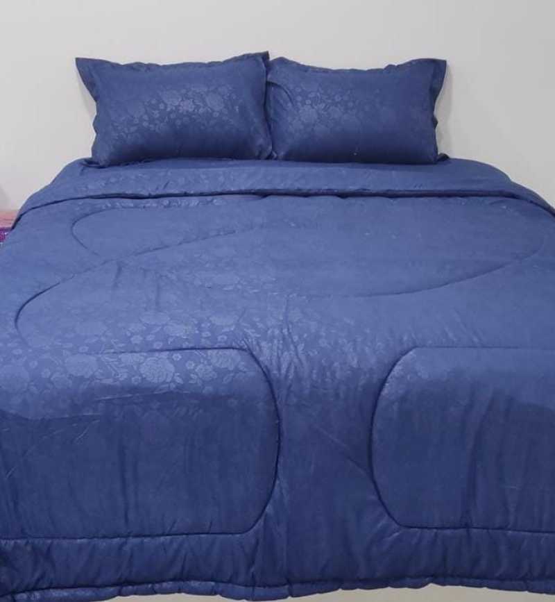 Promo Pantone BLUE Polos Embosh Bed Cover Set Sprei Diskon 60 di