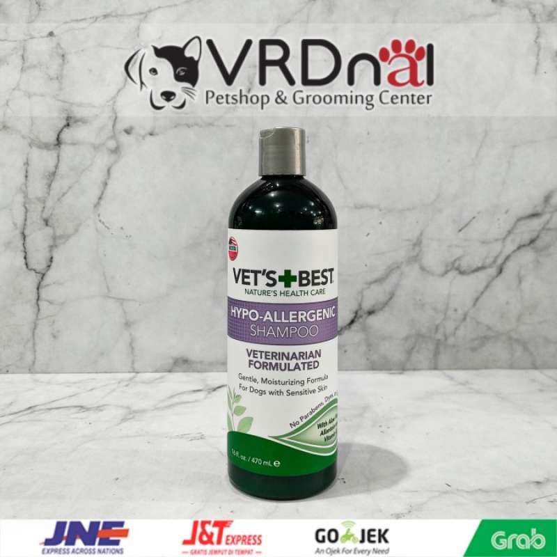 Promo Vet's Best HypoAllergenic Dog Shampoo for Sensitive Skin 16oz