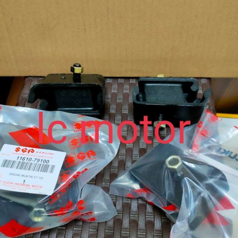 Jual Engine Munting / Dudukan Mesin Suzuki Carry / St100 di Seller Mita