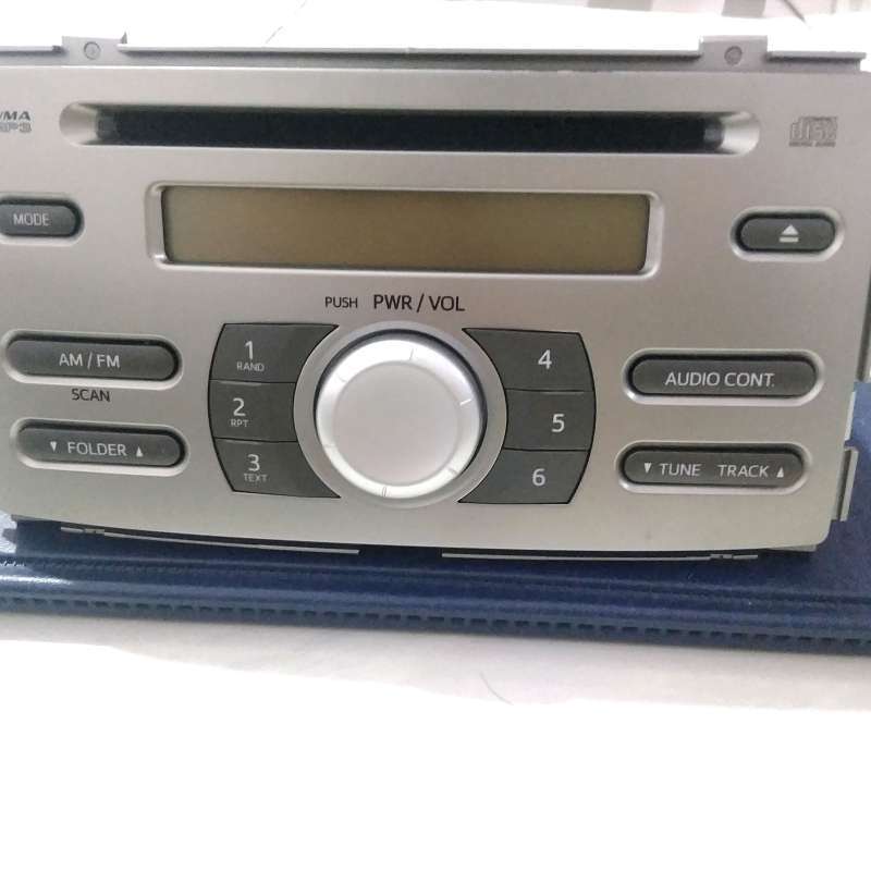 avanza veloz 2013 audio dual din atau single din