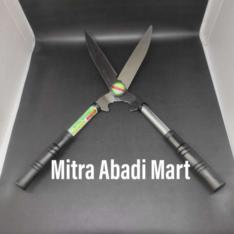 Promo Gunting Pagar Rumput 2 Tangan Gagang Besi Taiwan Diskon 18% di