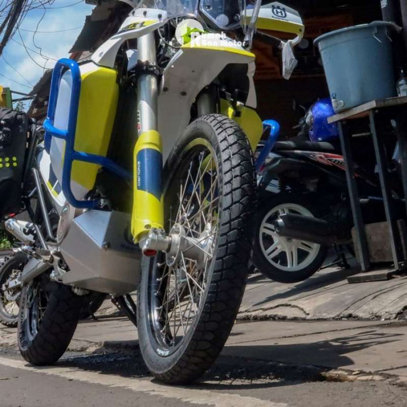 michelin anakee adventure 150 70 17