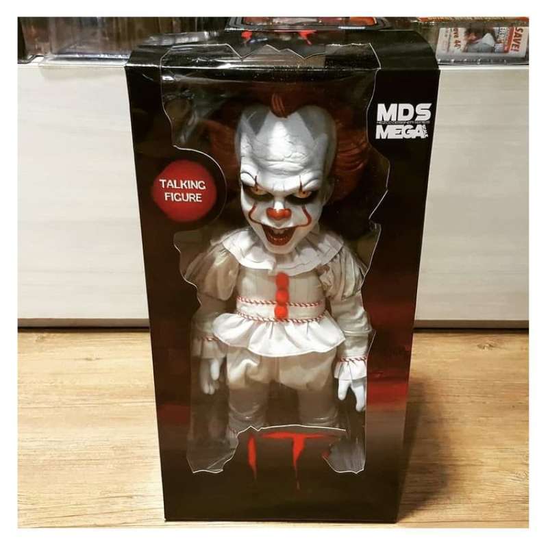 Mezco - MDS Mega Scale IT: Talking Sinister Pennywise