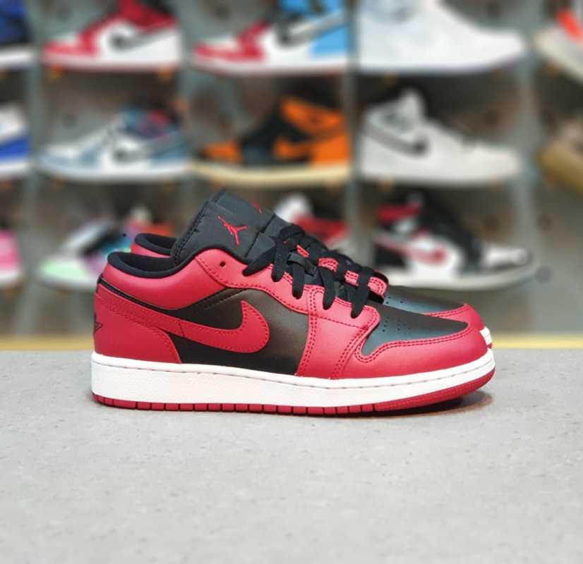 Jual Nike Air Jordan 1 Low Bred Varsity Red GS Black Red 40 di Seller