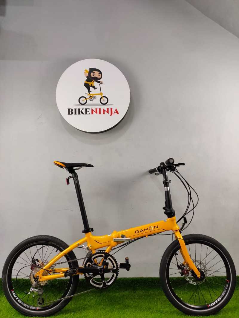 dahon kuning