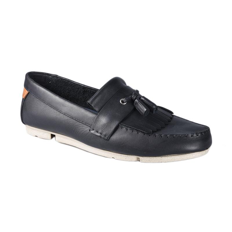 jual clarks 26119801 trimocc free sepatu pria navy lea jual clarks 26119801 trimocc free sepatu pria navy lea