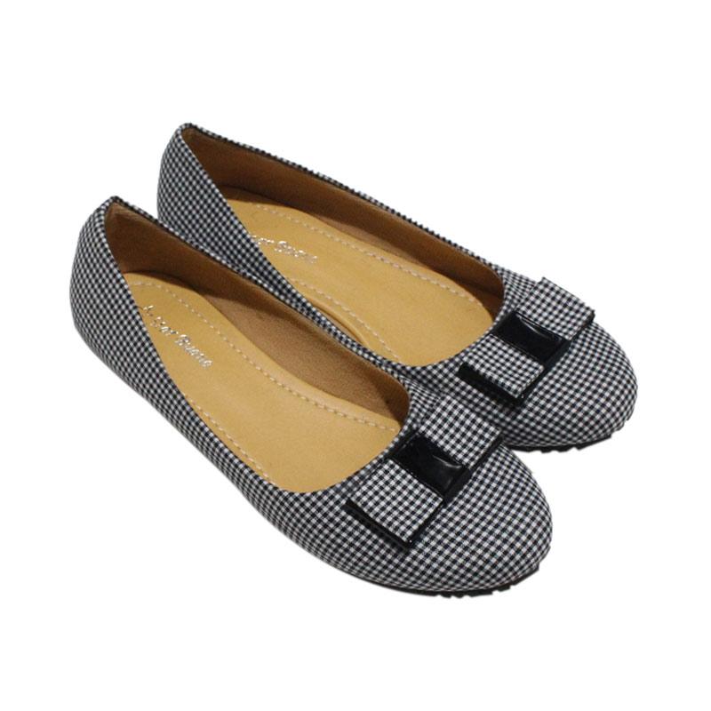 Harga Black Shoes C10 Flatshoe Wanita Pita - Grey 